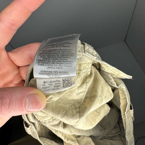 Columbia woman’s capri pants size 10 - Picture 7 of 7